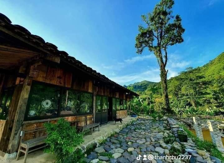 Lung Muoi Homestay Na Giao Екстериор снимка